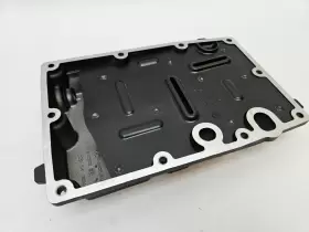 24400202 Harley-davidson Oem Used M8 Softail Milwaukee Eight Engine Oil Pan P/n