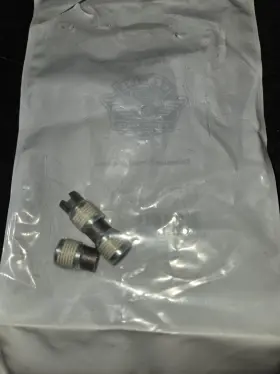 502455 Harley-davidson Magnetic Drain Plug For 1/8 Inch -27 Npt Torx Screw Oem 739a Qty.3