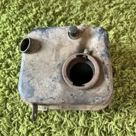 62483-81 Harley-davidson Crusty Shovelhead Oil Tank 65 To 82