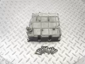 11211-mz5-000 Honda 1997 94-00 Magna 750 Vf750 Oil Pan Sump Engine Belly Cover Lower Motor