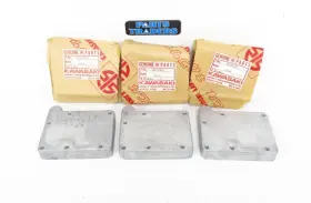 16110-001 Kawasaki Nos Genuine Oil Pan Set Of 3 Commander 650 W1 W1ss W2ss W2tt