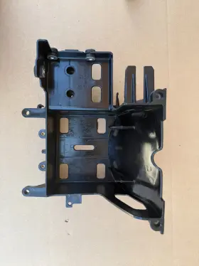 66281-09 Oem 07-16 Harley Touring Road Glide Battery Box Holder Rg1
