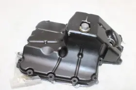 1rc-13471-00-00 Yamaha 2015 Fz09 Oem Engine Motor Bottom Oil Pan Cover