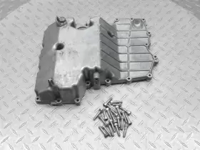 5jw-13417-00-00 Yamaha 2009 06-12 Fjr1300 Oil Pan Sump Engine Belly Cover Lower Motor Drain
