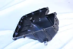 B7n-13400-10-00 Yamaha Mt09 Fz09 Xsr900 Oil Pan