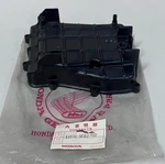Honda VF750F Interceptor 1983-1985 Oil Pan # 11210-MB2-010 New Oem (701)IR. Price: $125.25.